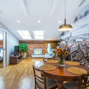 Designer In The Heart Of 4th Floor No Lift Apartament Kraków